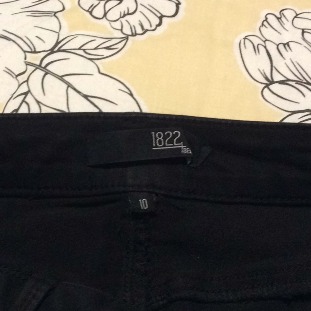 1822 Black Skinny Jeans